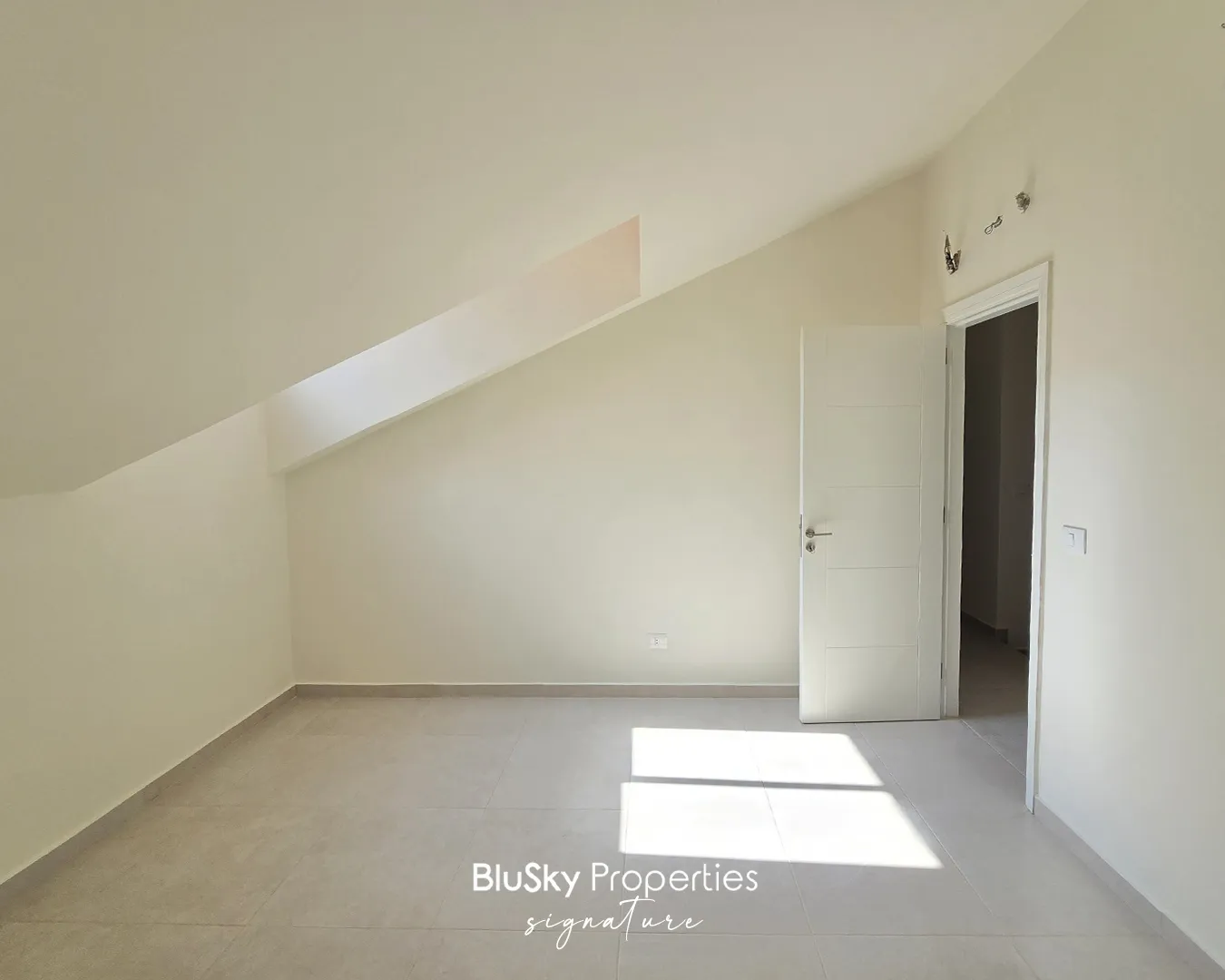 Duplex for sale in Mansourieh, lebanon