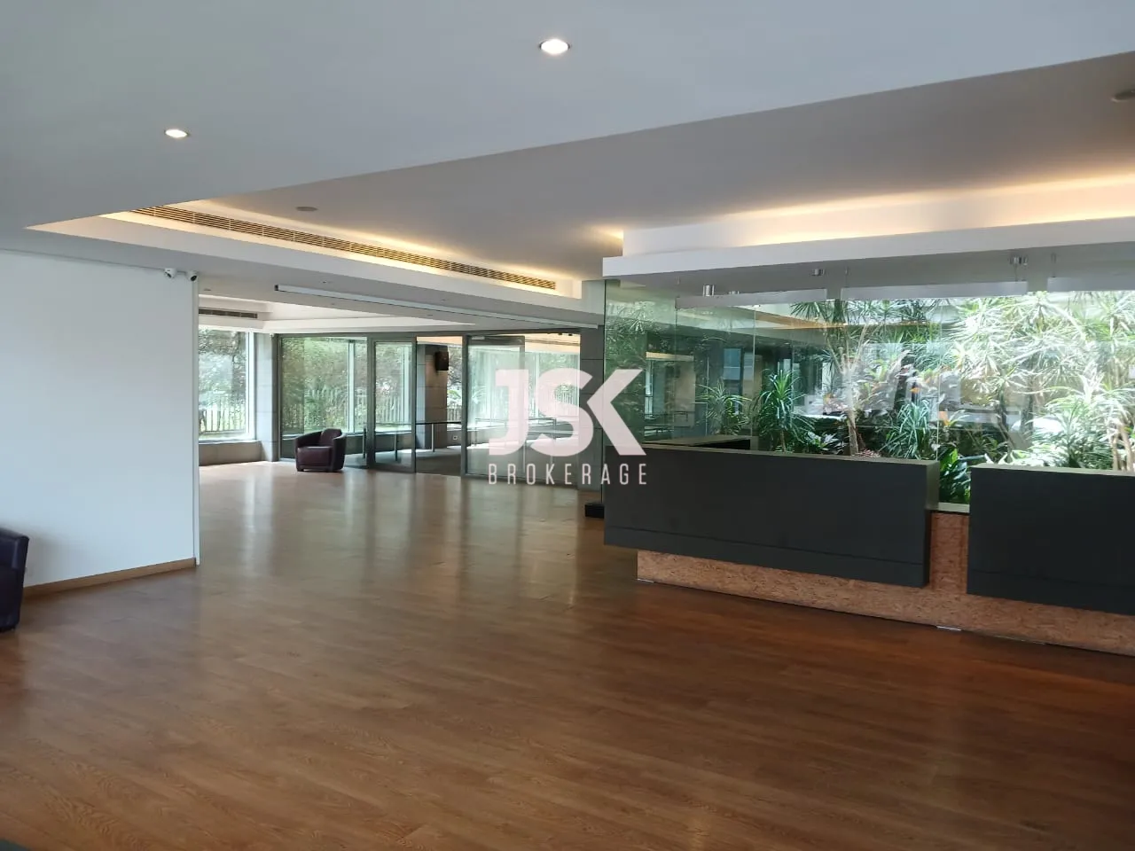 Office for Rent in Horch Tabet