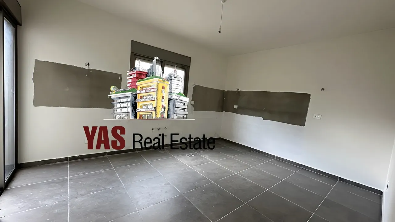 Apartment for Sale in Ajaltoun - 4 bed, 4 bath