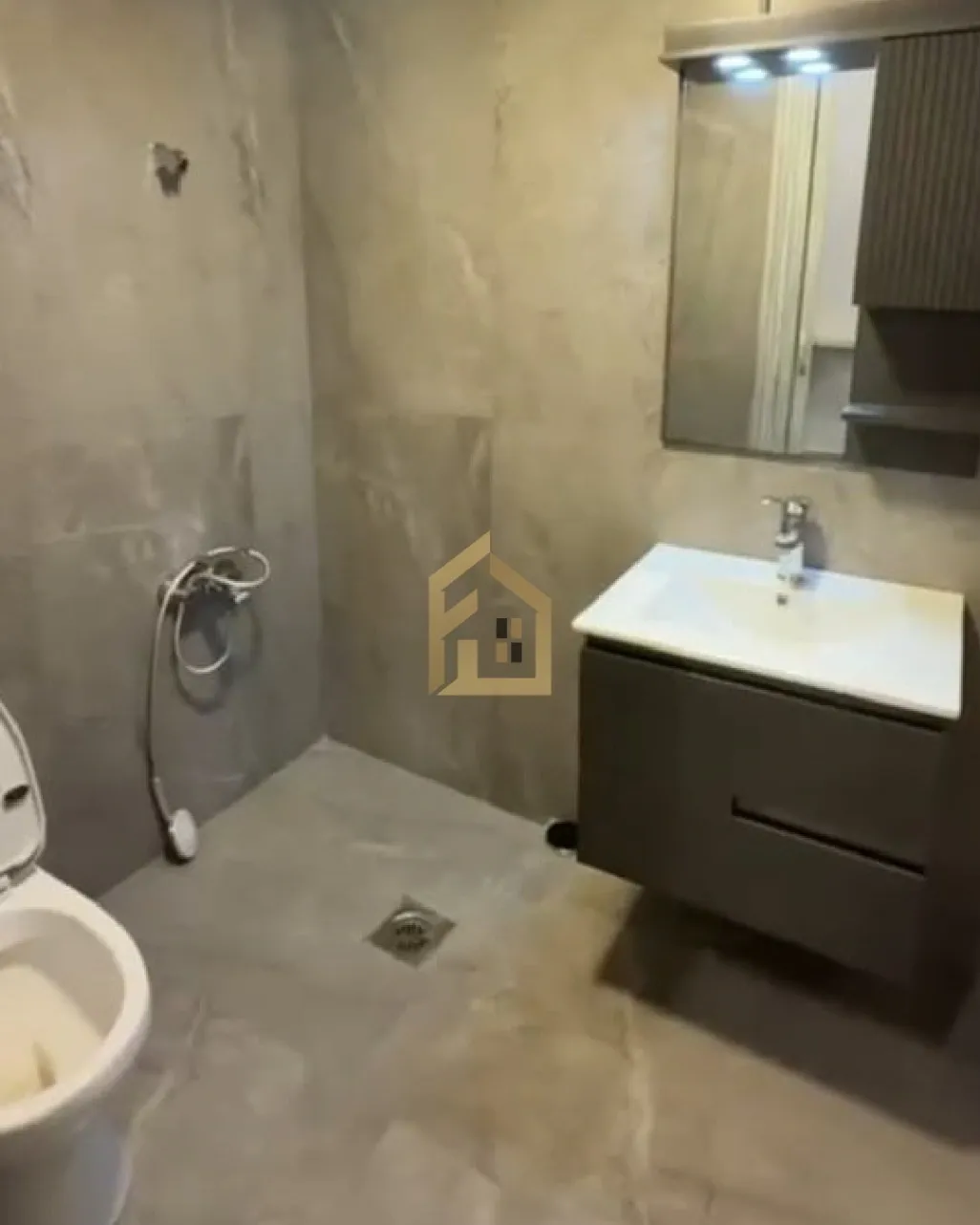 Studio for rent in Adliyeh, Beirut, Lebanon