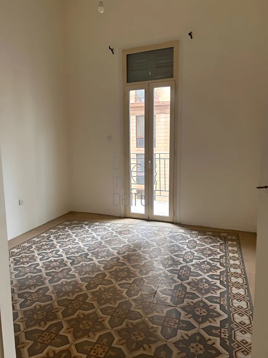 Office for rent in Gemmayzeh