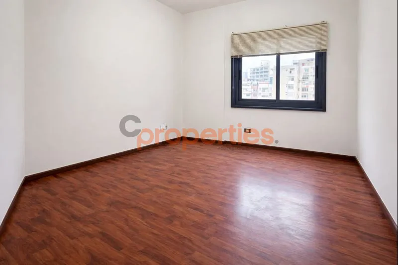Office for Rent in Jdeideh