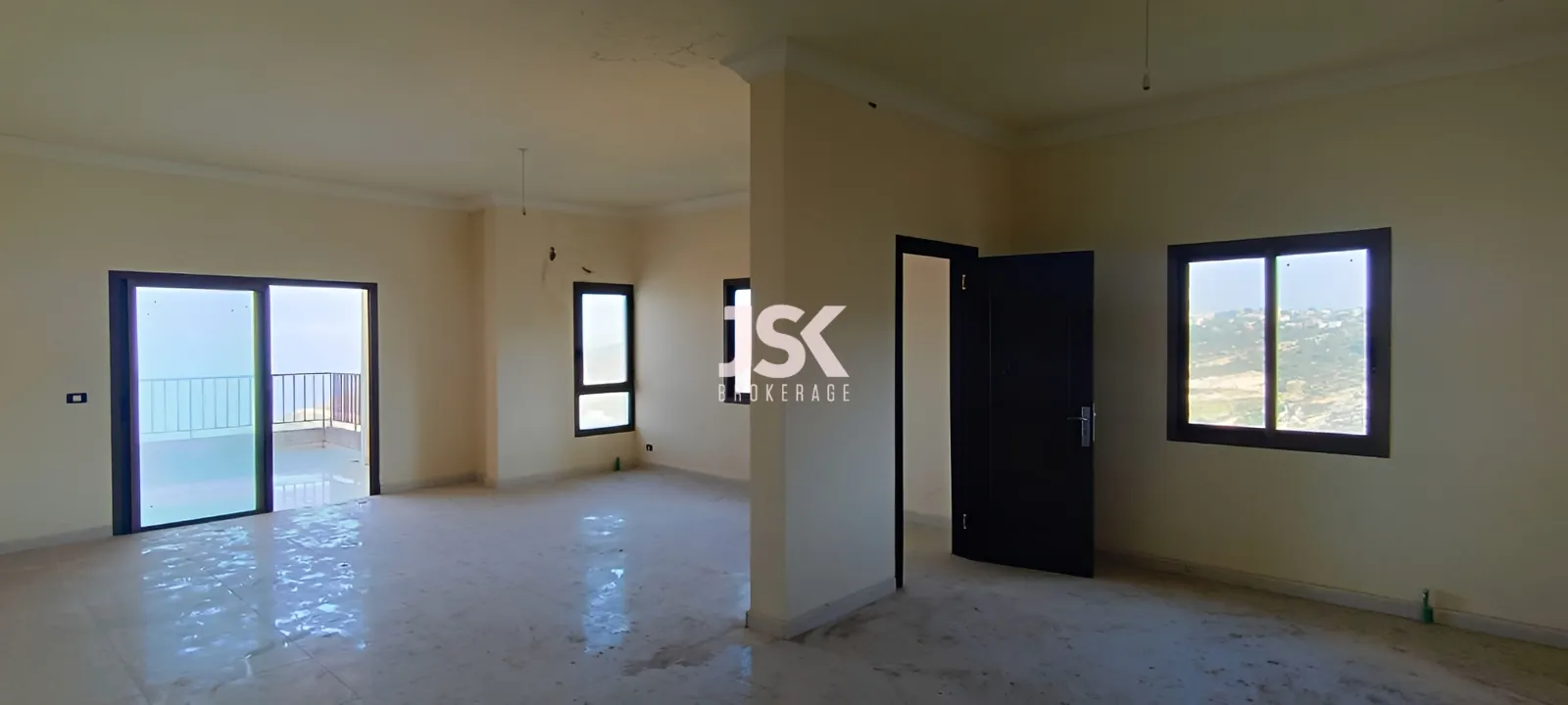 Apartment for Sale in Ghadras - 3 bed, 3 bath