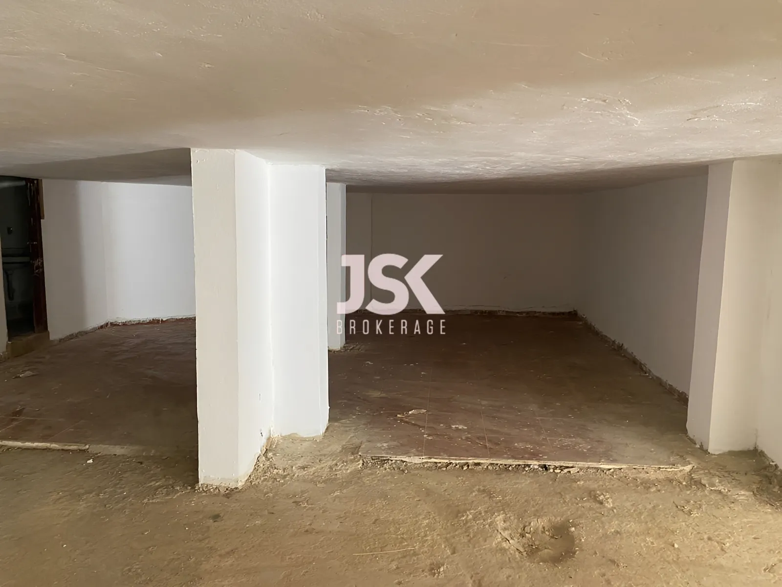 Warehouse for Sale in Ain Saadeh