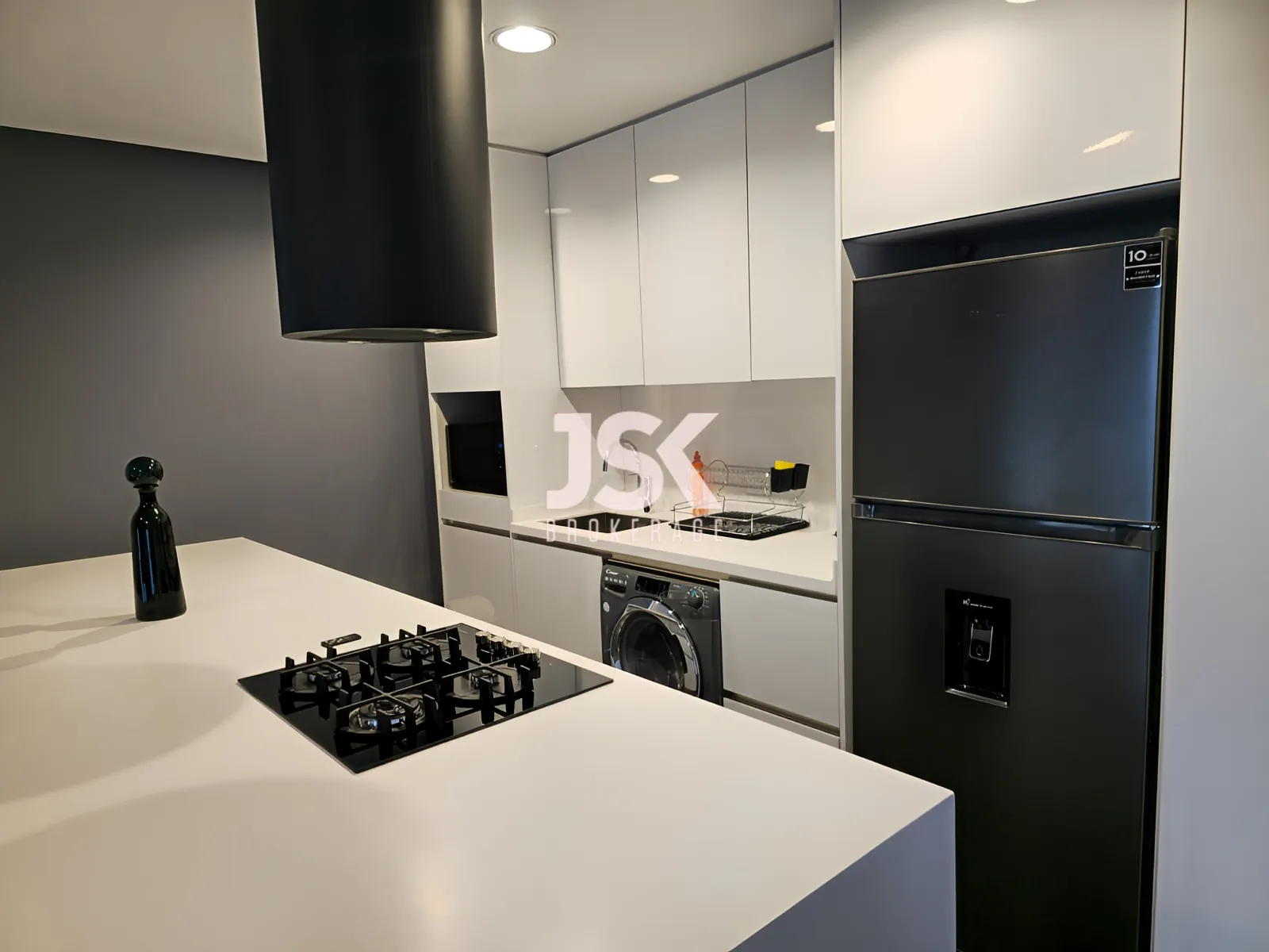 Apartment for Sale in Saifi Village