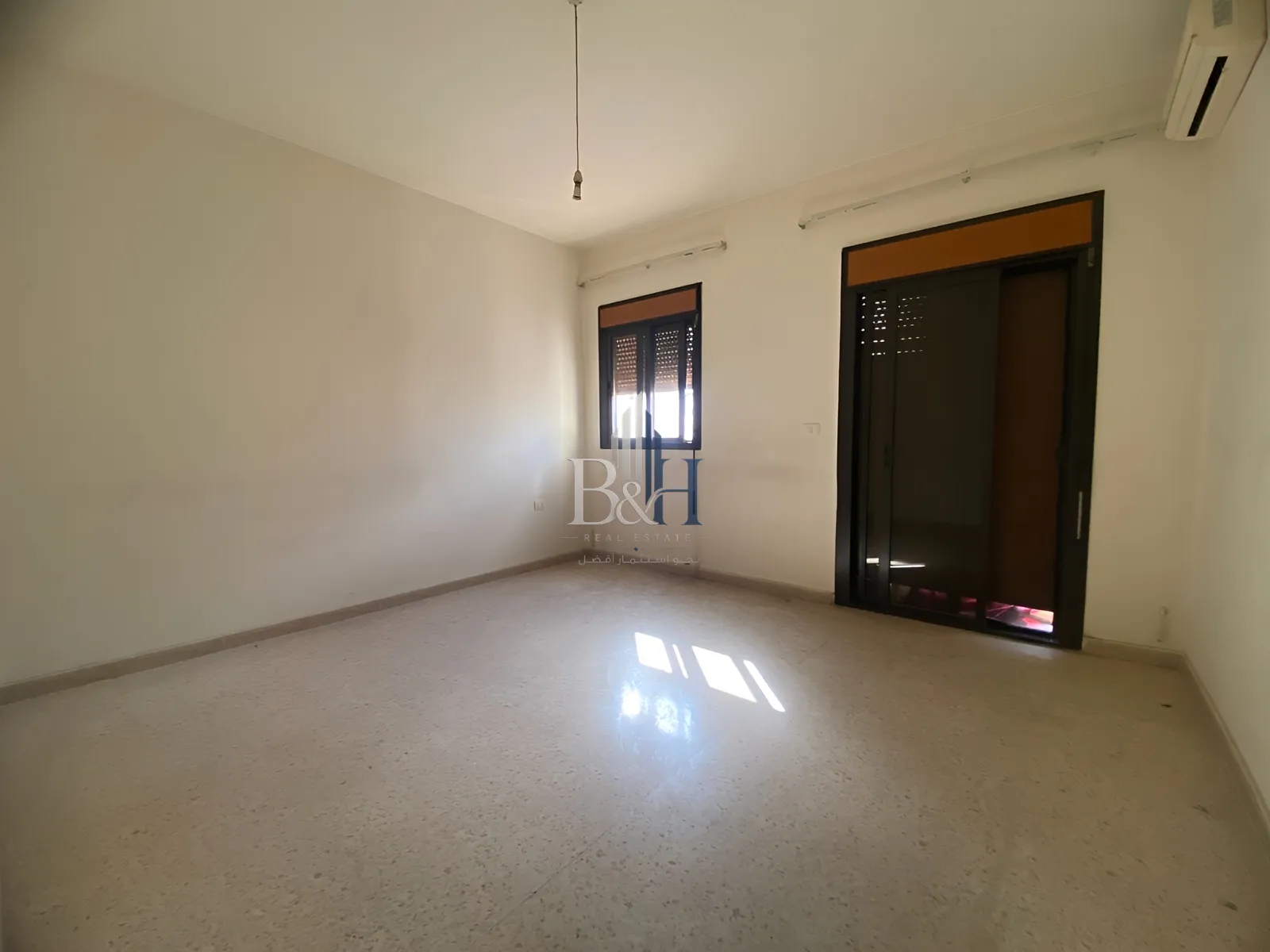 Apartment for sale in Dawhet aramoun, lebanon