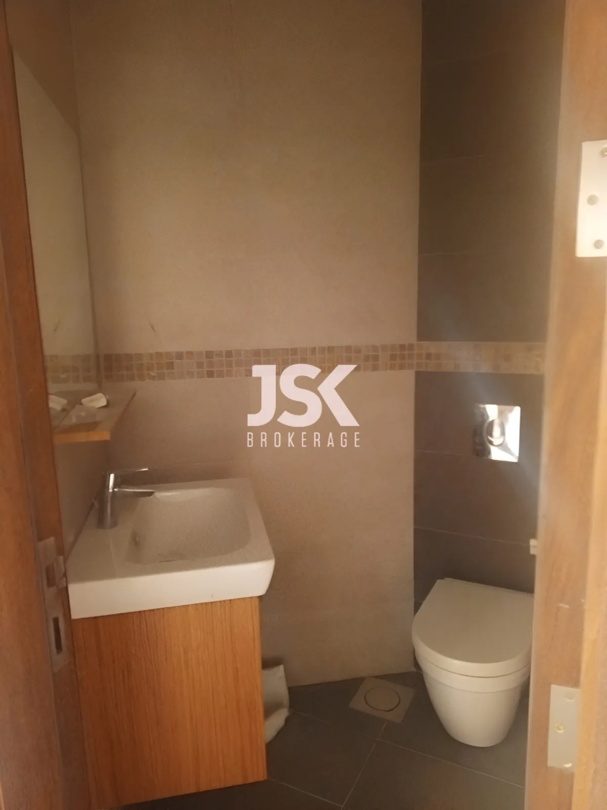 Apartment for Sale in Maaysrah