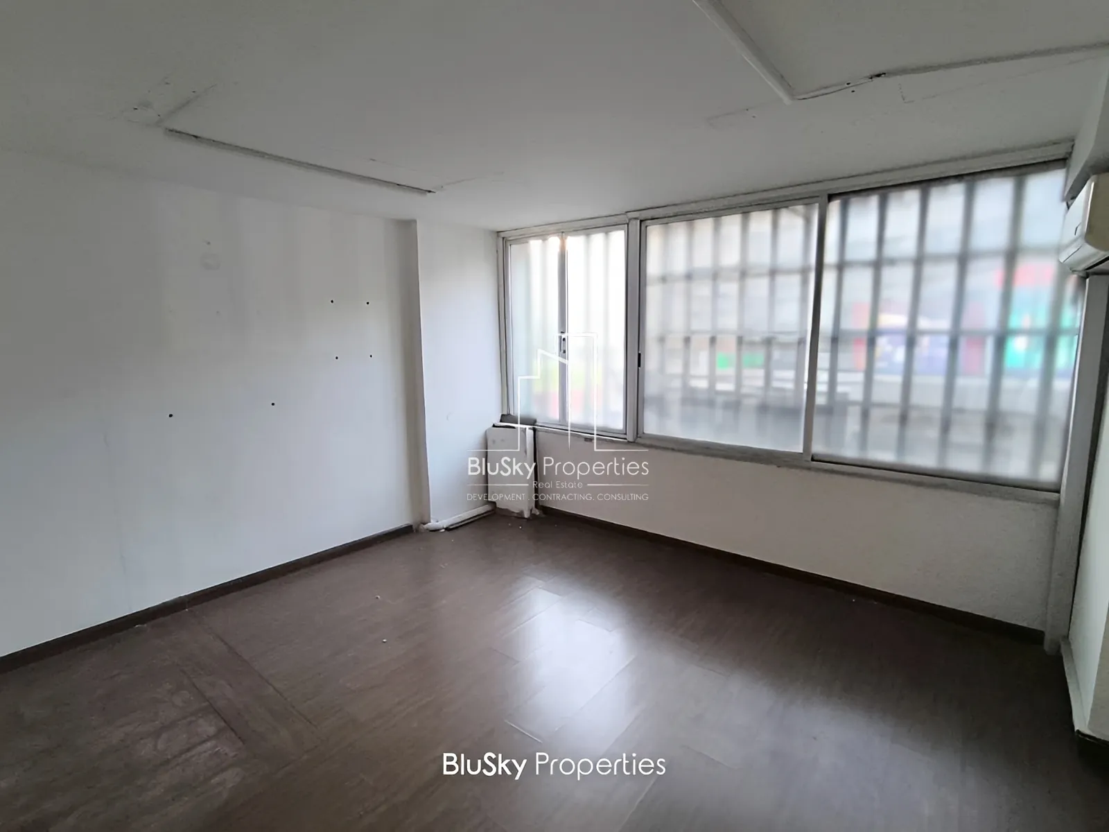Shop for sale in Jal El Dib