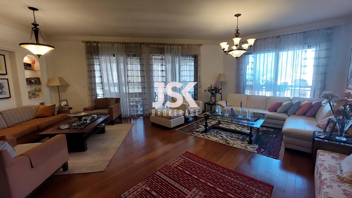 Apartment for Sale in Hamra, Beirut, Lebanon