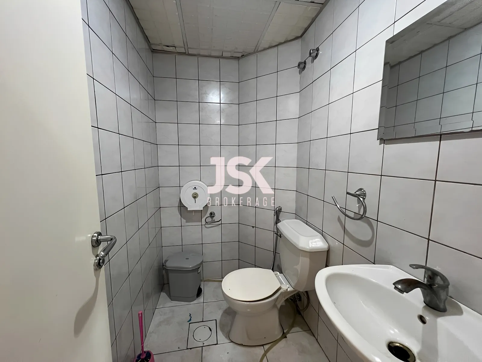 Office for Rent in Hazmieh