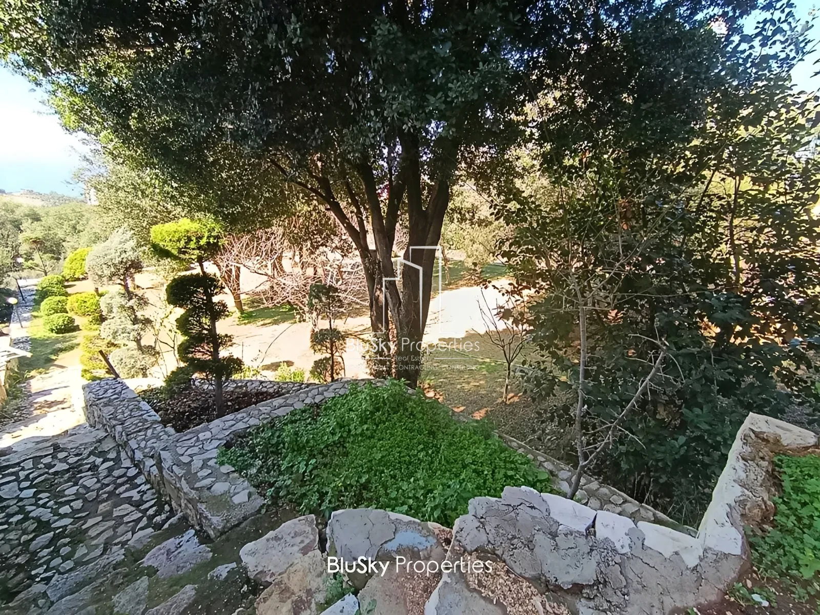 Land for Sale in Aalita