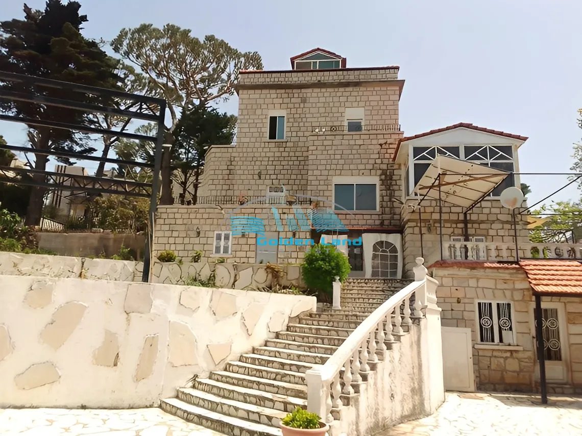 Villa for Sale in Aley, Lebanon - 4 bed, 4 bath