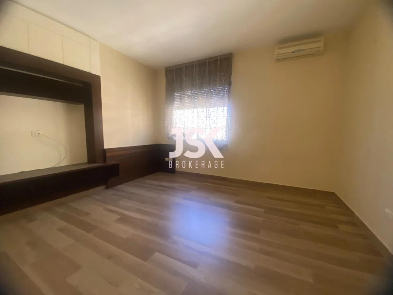 Apartment for Sale in Raoucheh