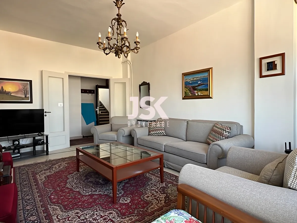 Apartment for Rent in Achrafieh