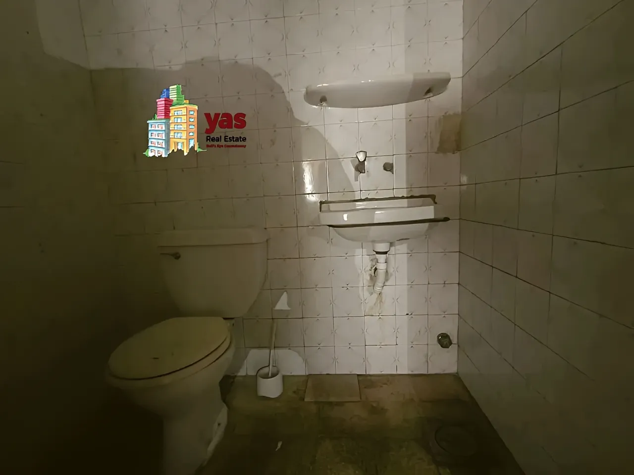 Showroom for rent in Sad El Baouchriyeh
