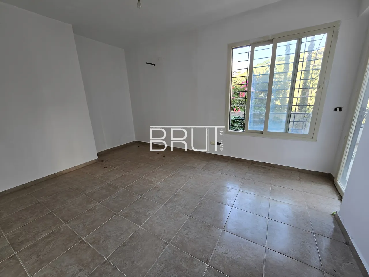 Apartment for Sale in Zouk Mikael