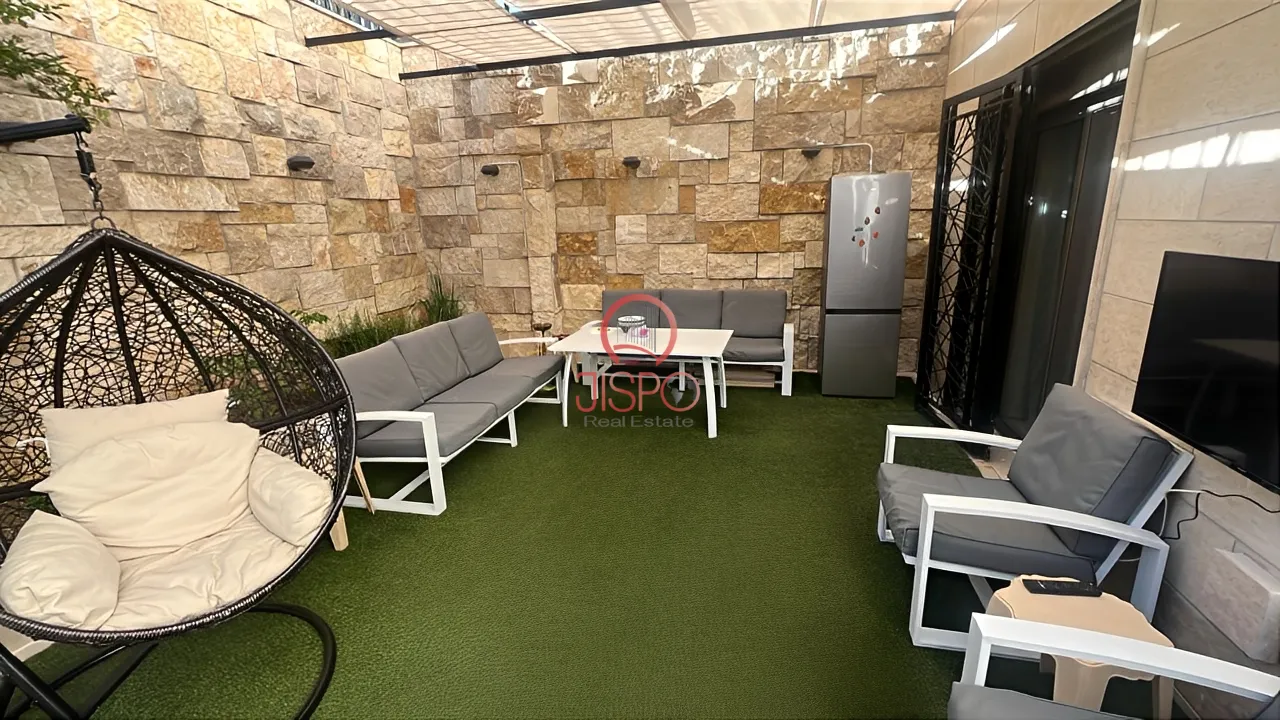 Apartment for Sale in Bolonia