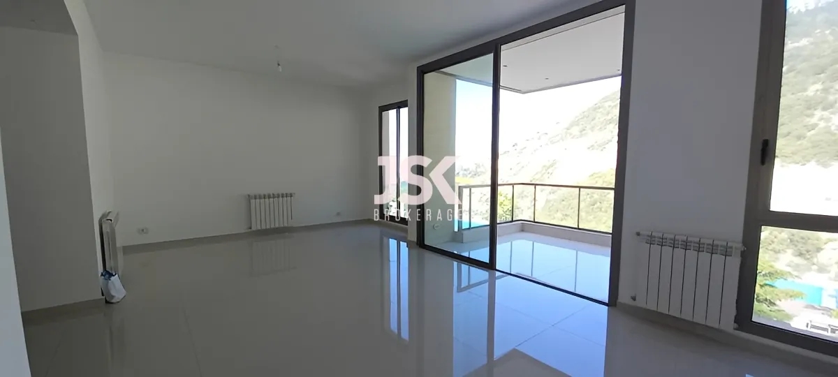 Apartment for Sale in Adma w Dafnah, Lebanon - 3 bed, 4 bath