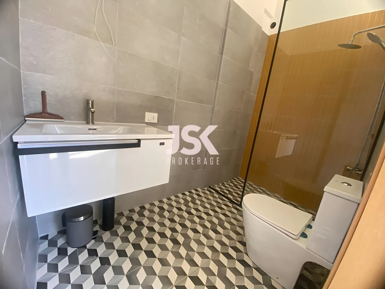 Apartment for Rent in Verdun