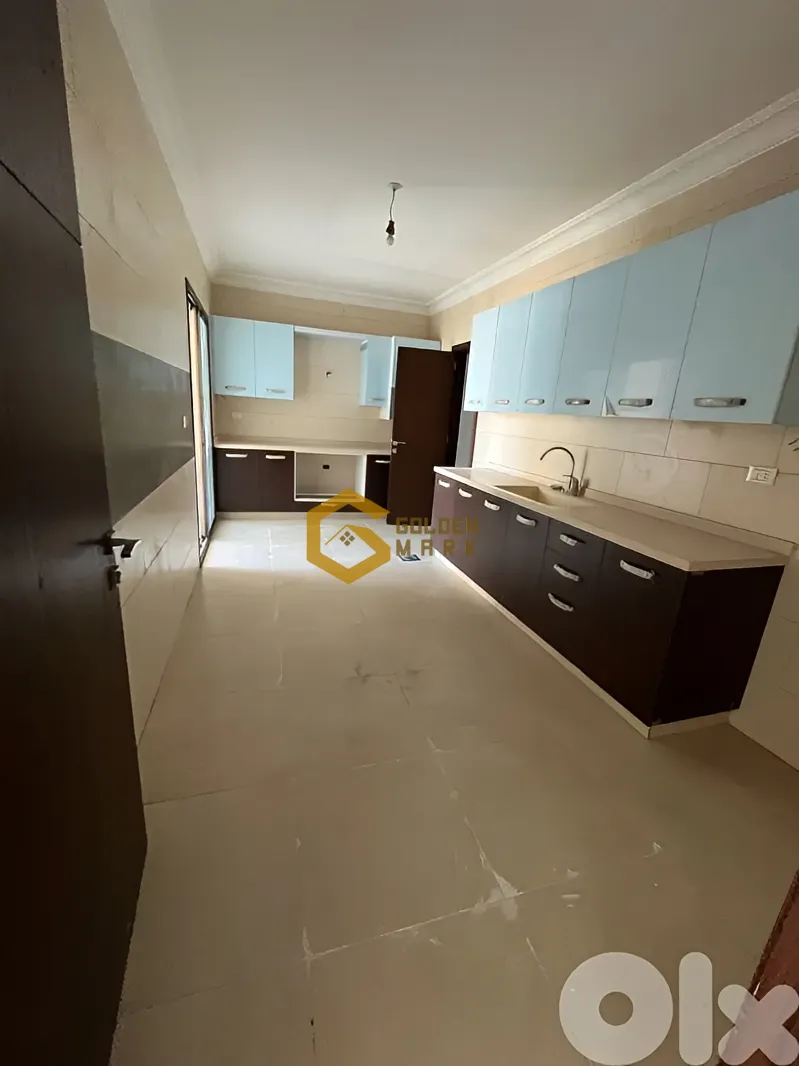 Apartment for Sale in Msaytbeh, Beirut - 3 bed, 4 bath