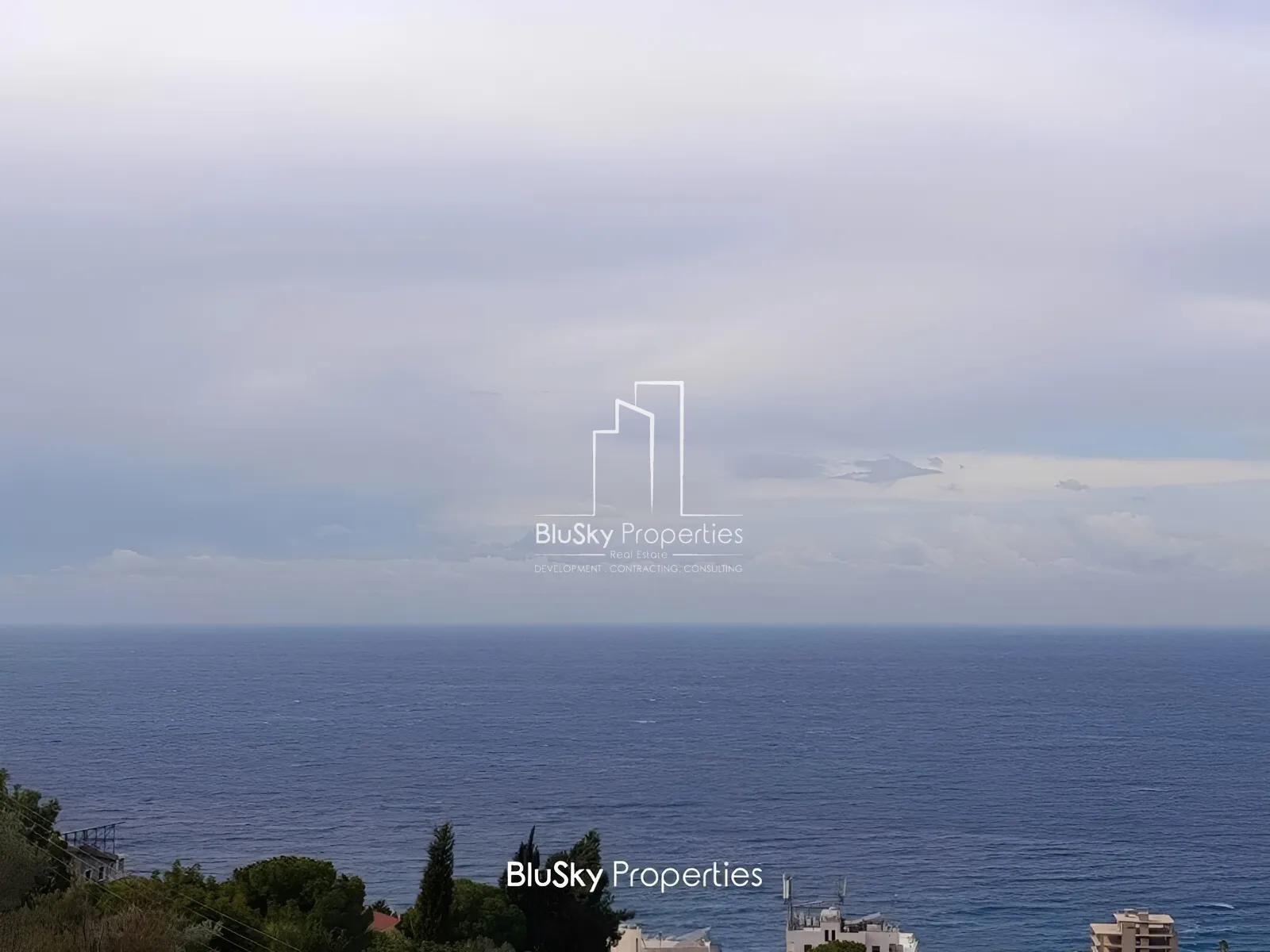Apartment  for Sale in Halat - 5 bed, 4 bath