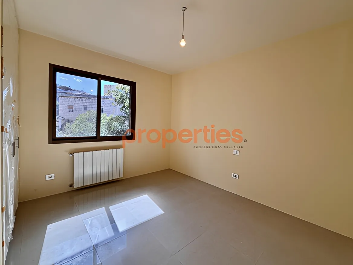 Apartment for Sale in Jouret El Ballout