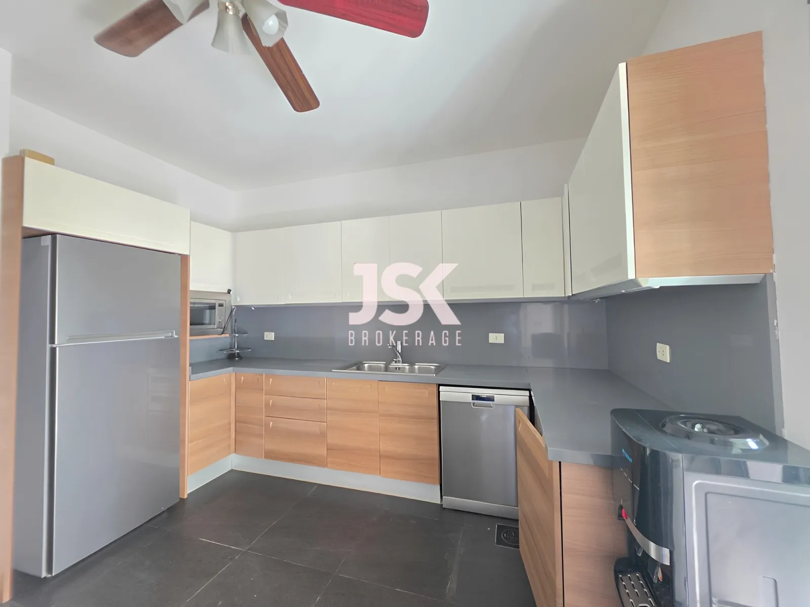 Apartment for Sale in Mar Takla