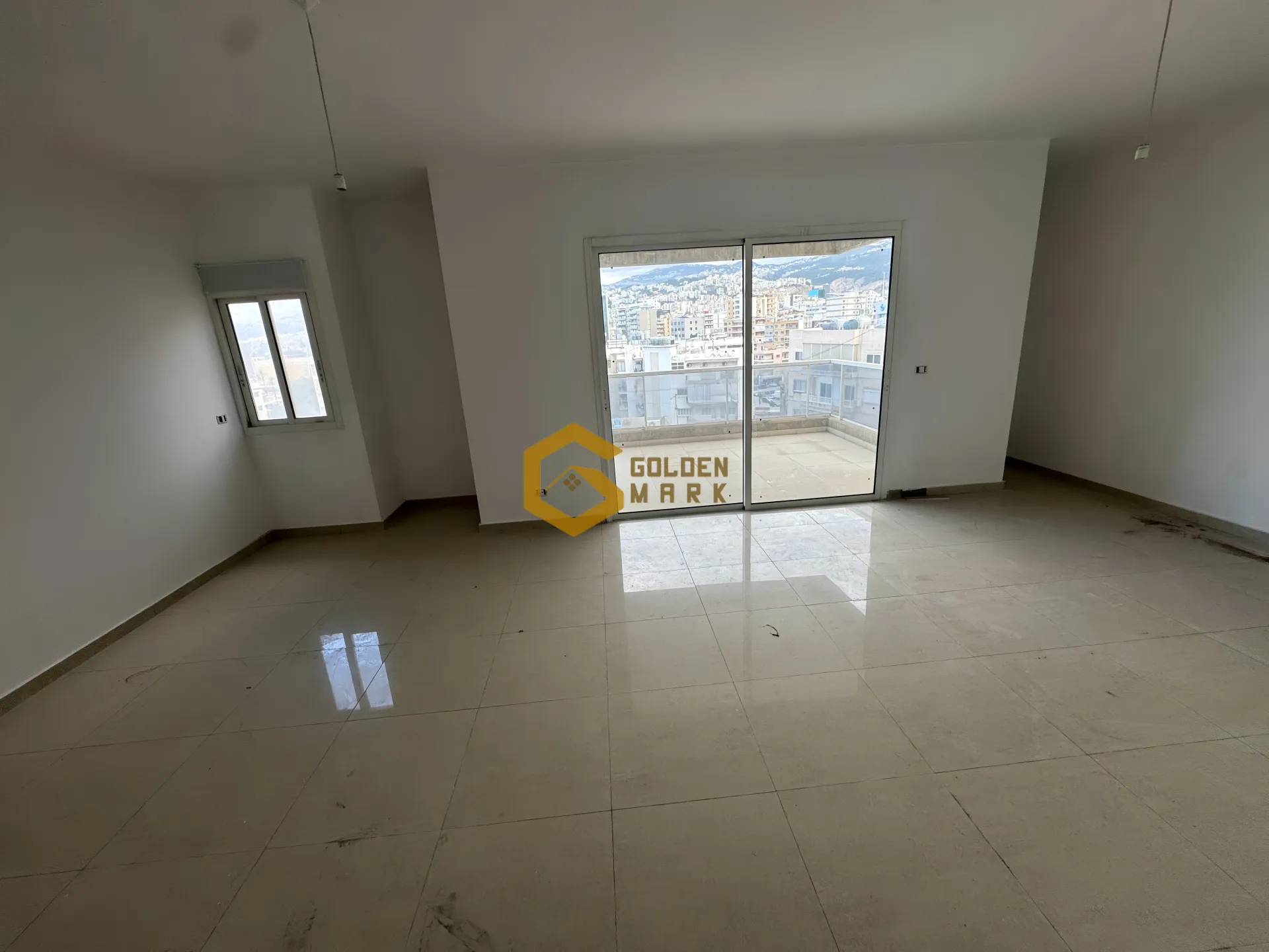 Apartment for Sale in Jdeideh - 3 bed, 3 bath