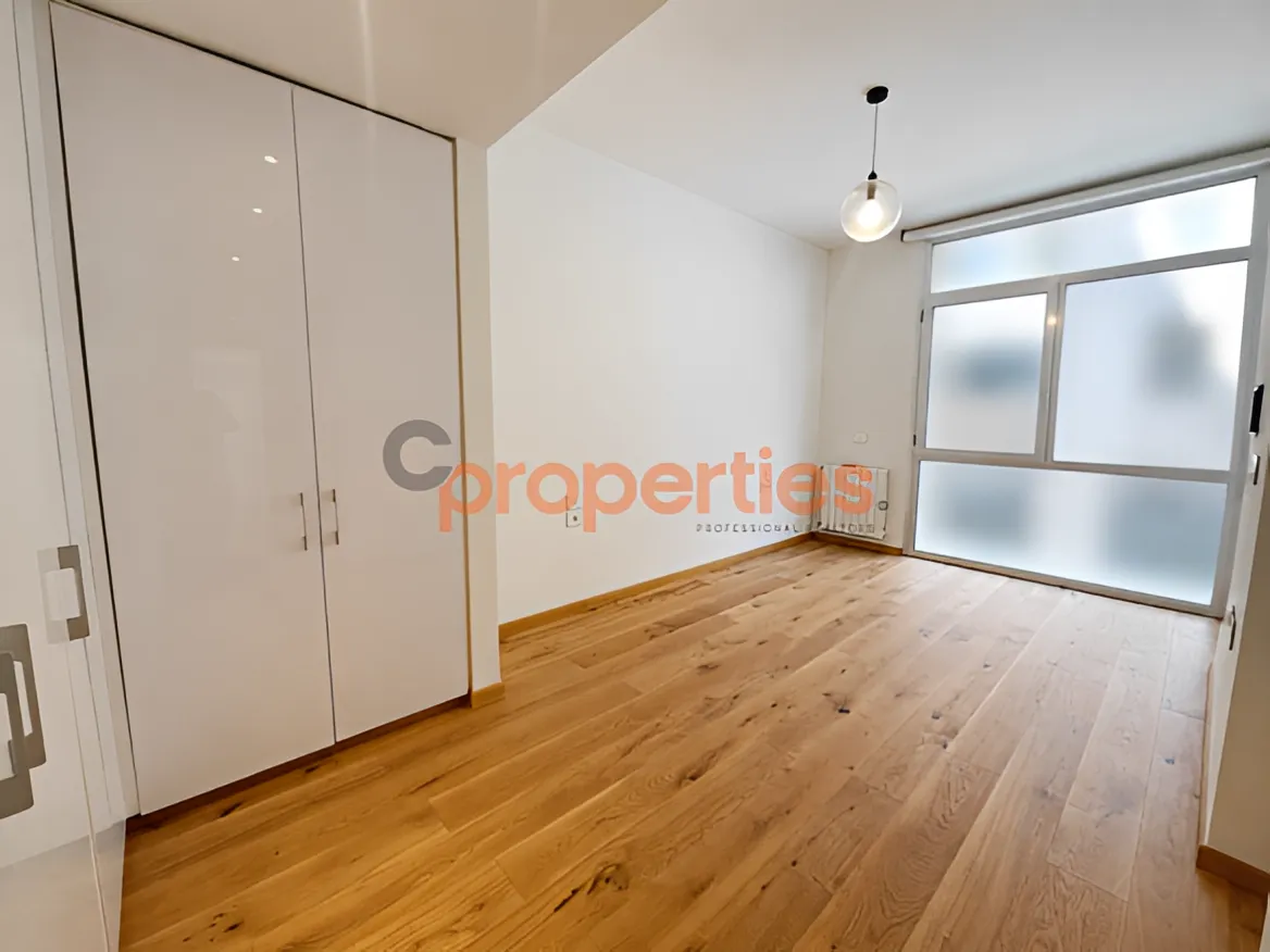 Apartment for Rent in Achrafieh - 3 bed, 4 bath
