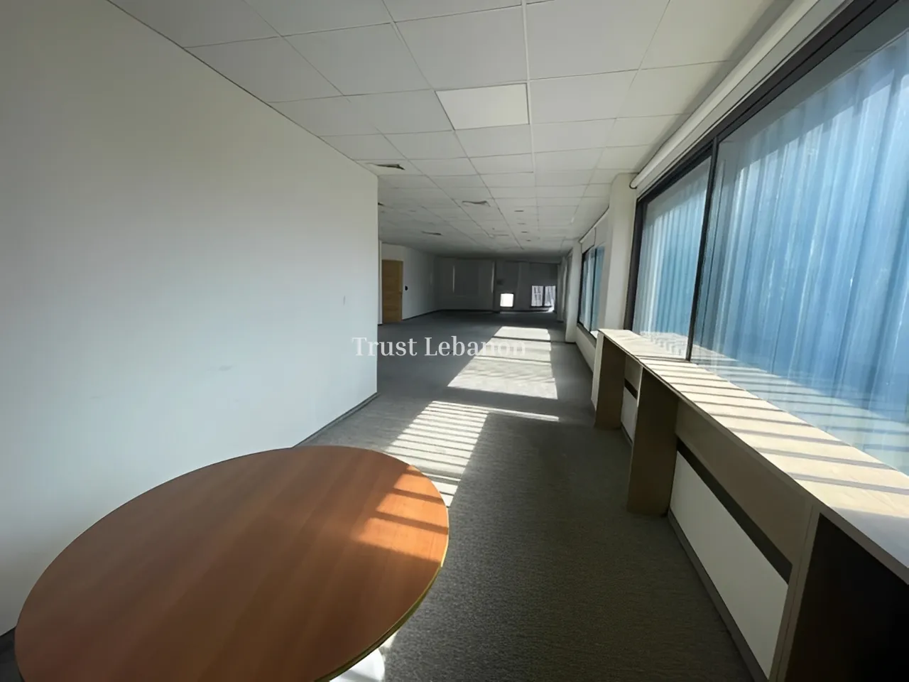 Office for rent in Furn El Chebak, Bayrut, Lebanon
