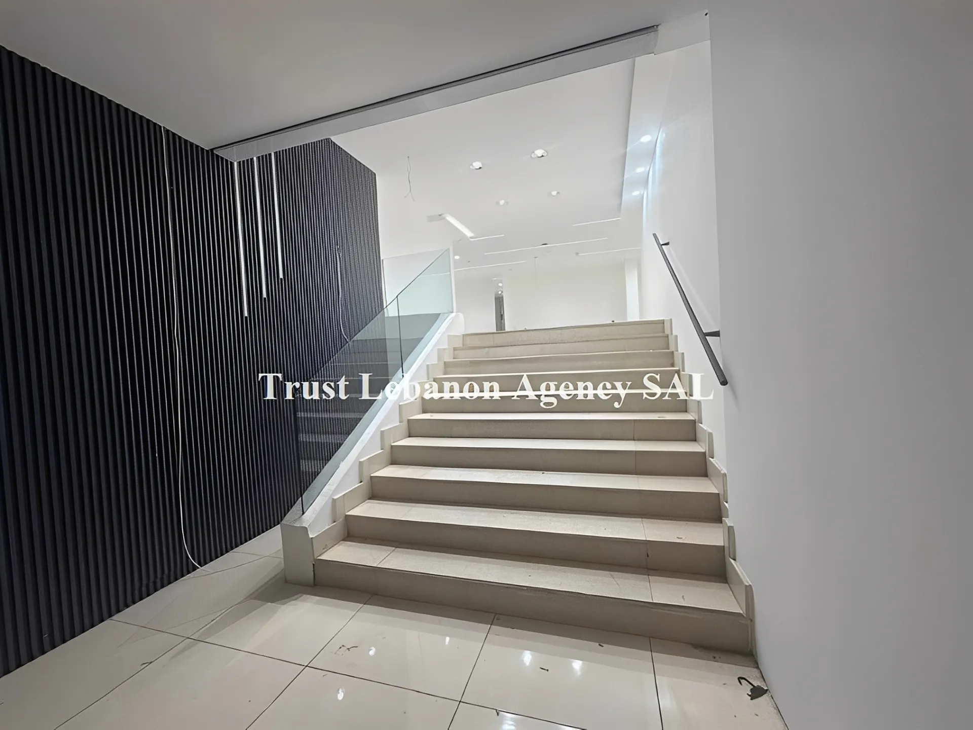 Commercial Property For Rent in Keserwan, Zouk Mosbeh