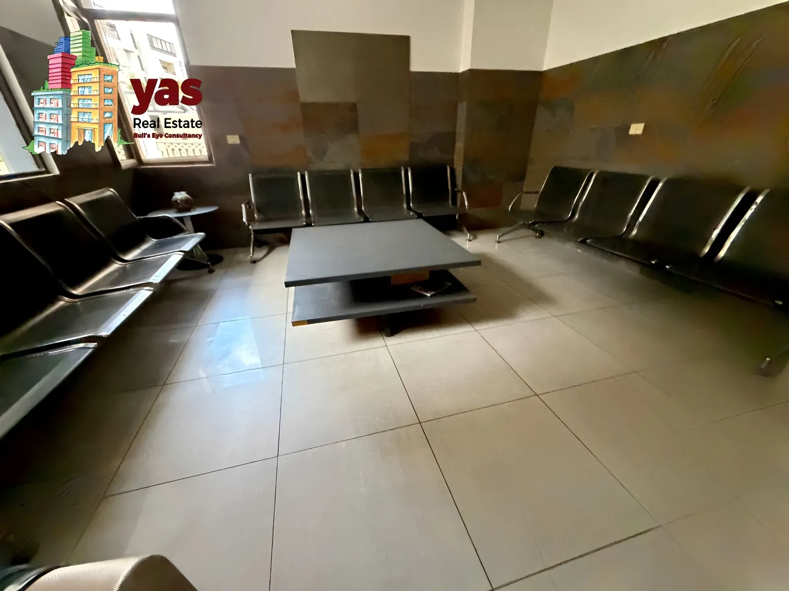 Clinic for sale in Adonis