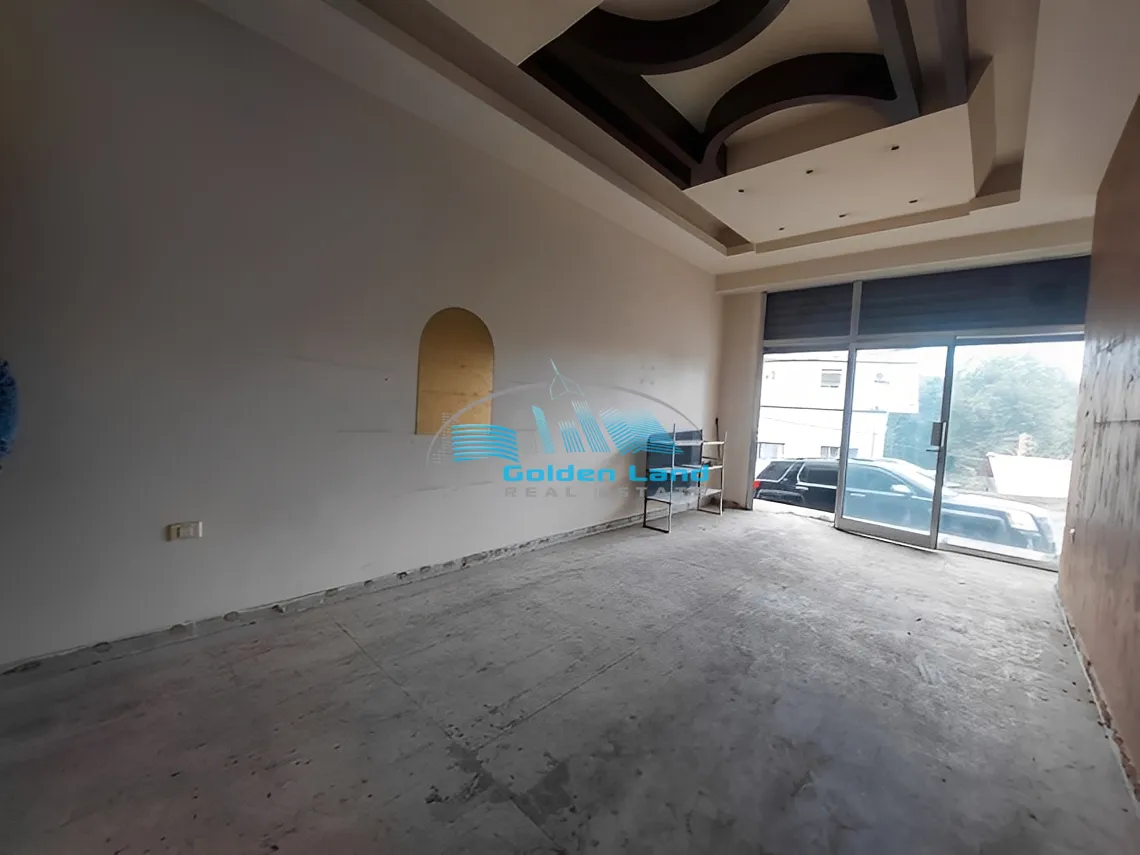 Shop for rent in Aatchane, Lebanon