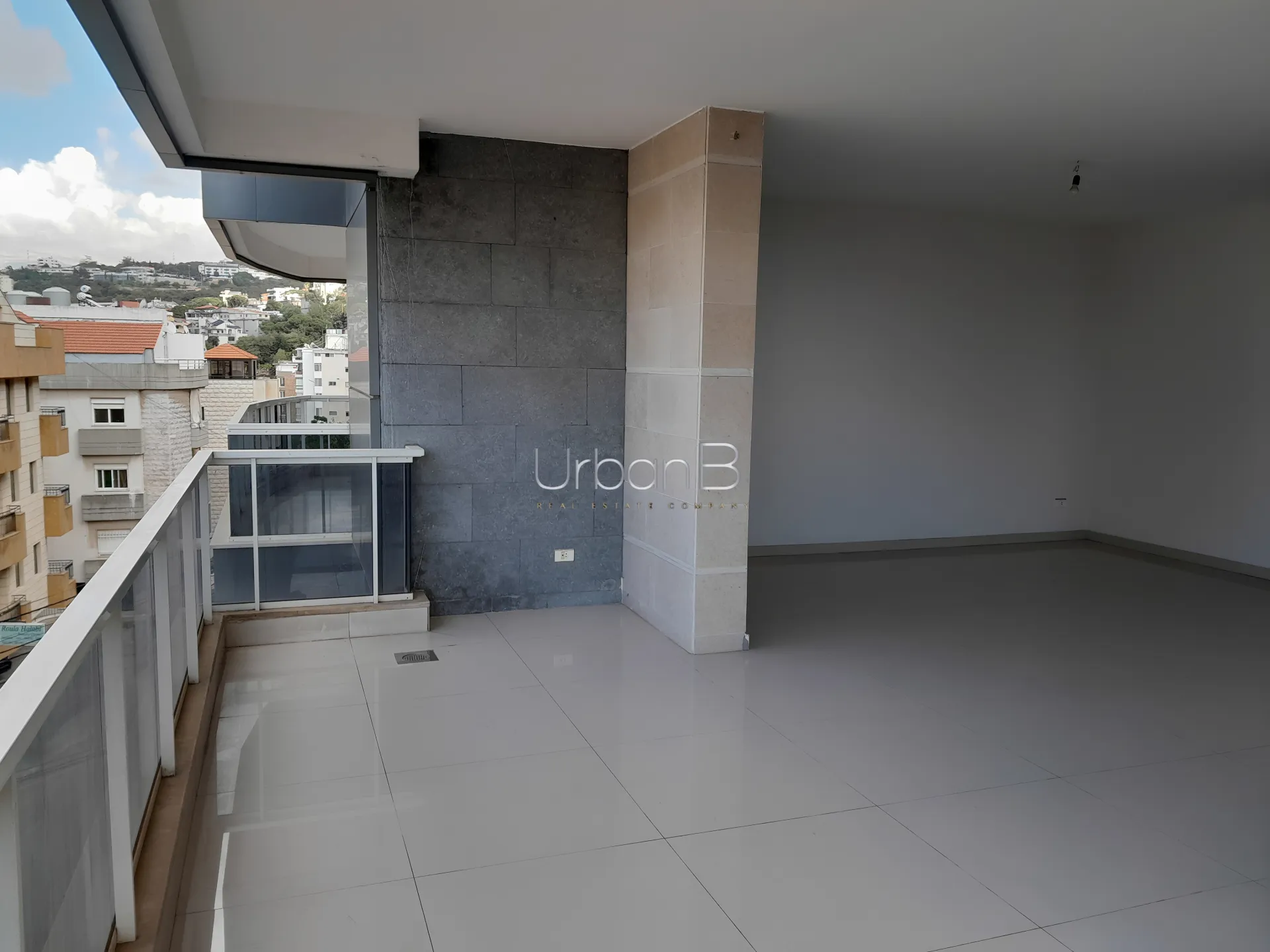 Residential in Cornet chahwan, lebanon - 3 bed, 4.0 bath