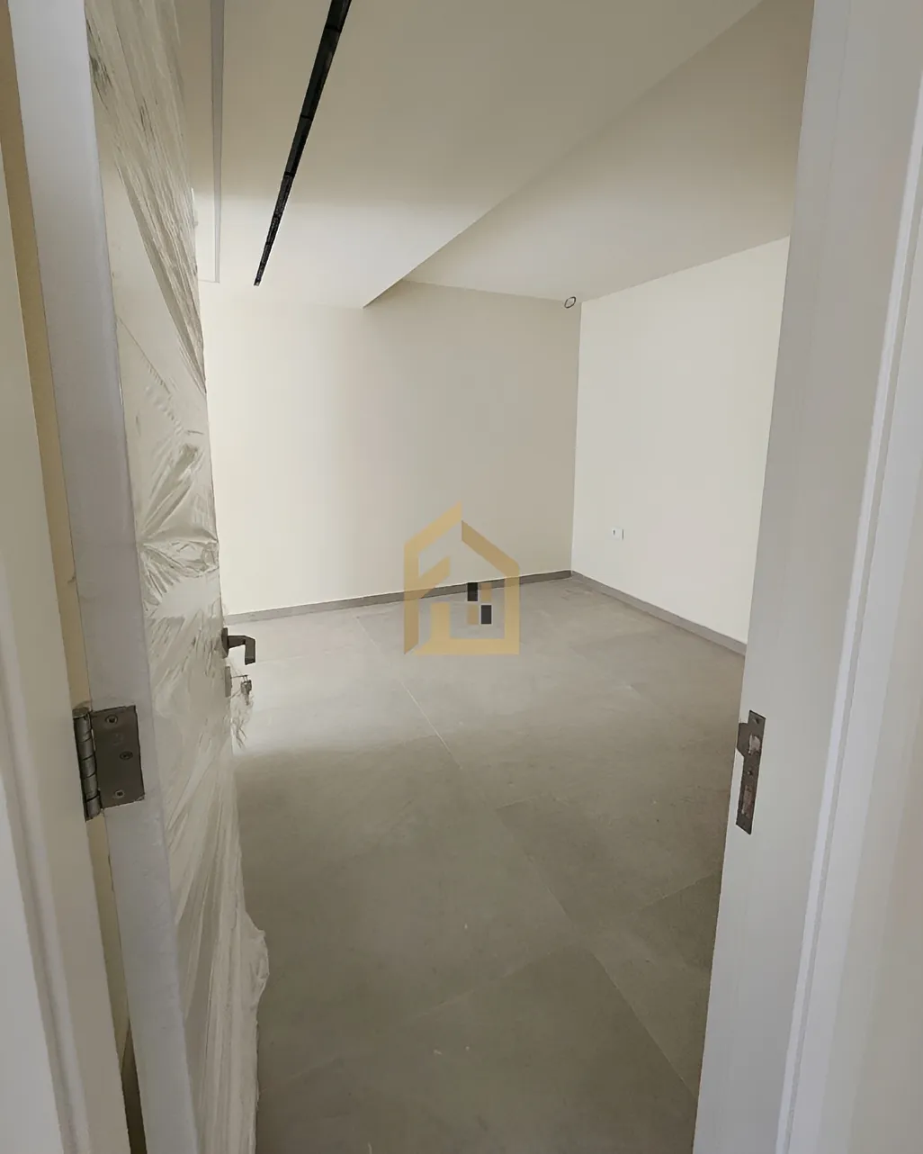 Apartment for sale in Monteverde Main Street، Lebanon