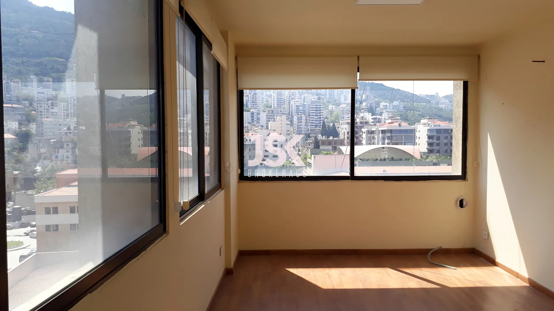 Office for Rent in Jounieh