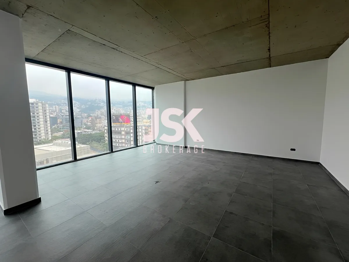 Office for rent in Naqqache