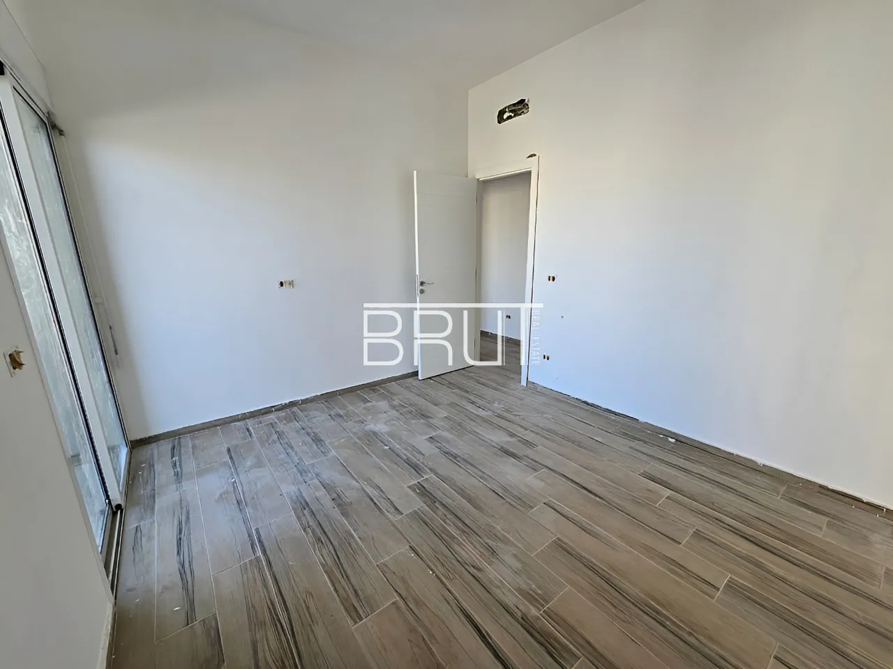 Apartment for Sale in Zouk Mikael