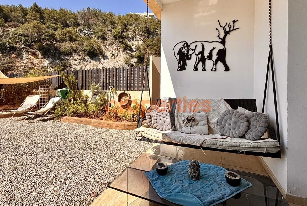 Apartment for Sale in Qennabet Broummana - 3 bed, 3 bath
