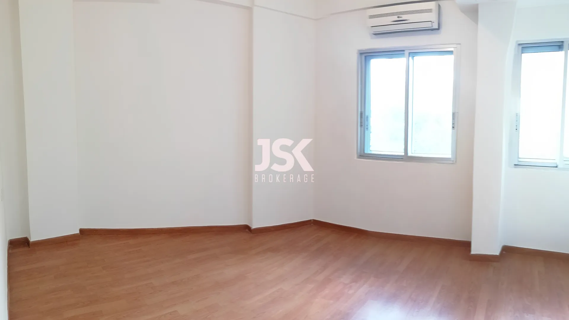 Office for Rent in Achrafieh