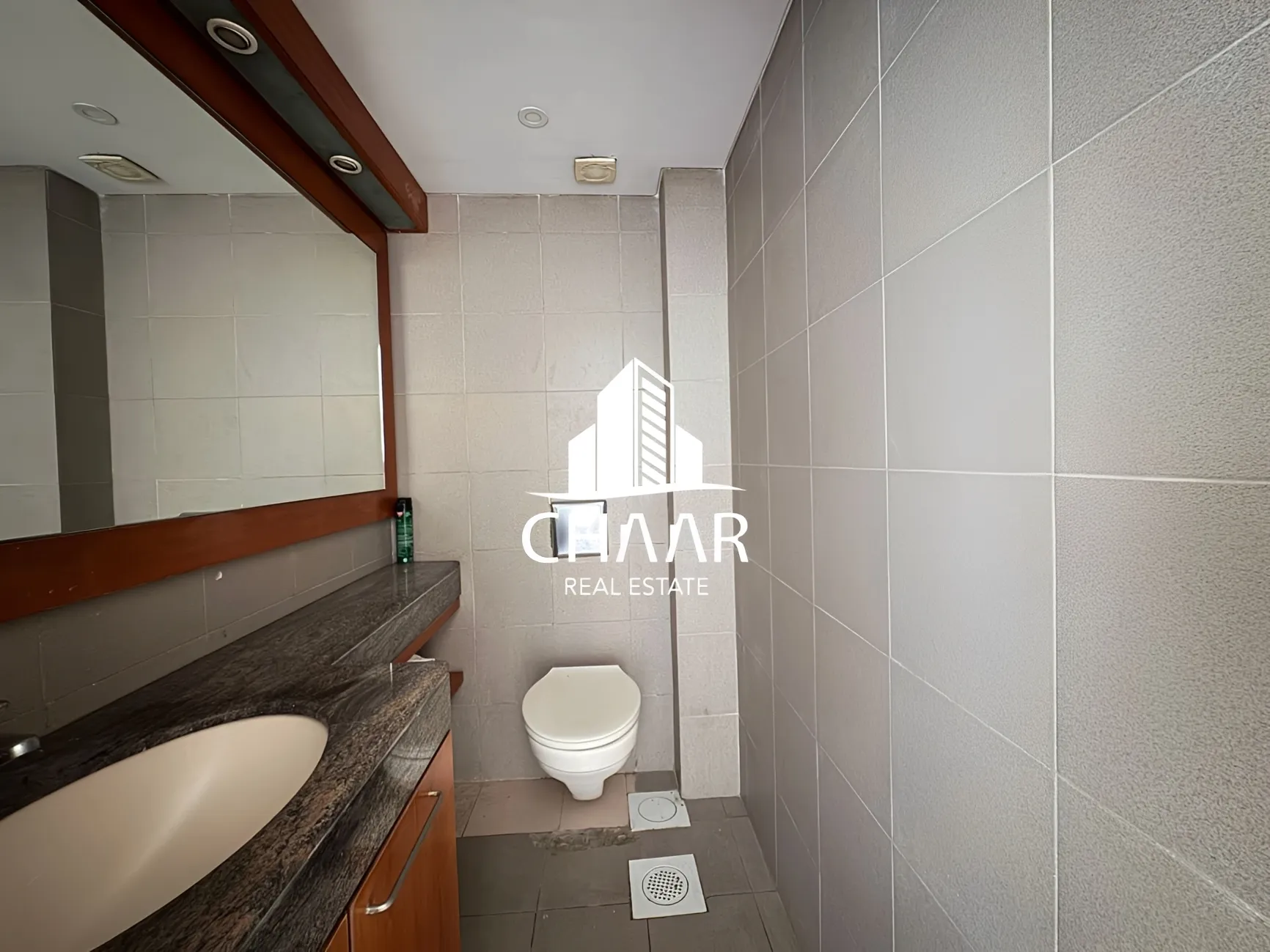 Office for rent in Zalqa