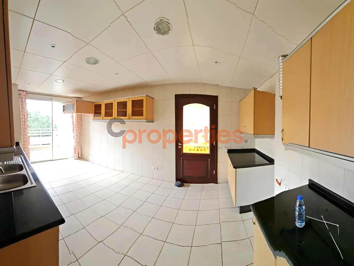 Apartment for Sale in Aaramoun