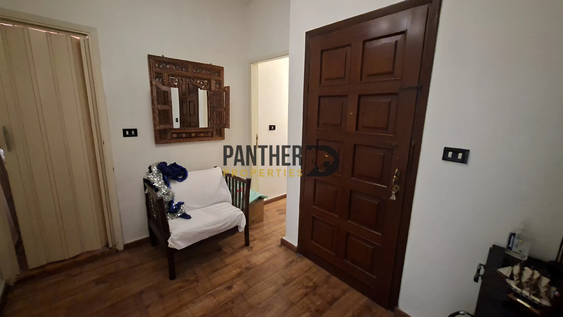 Apartment for sale in Achrafieh - 2 bed, 2.0 bath