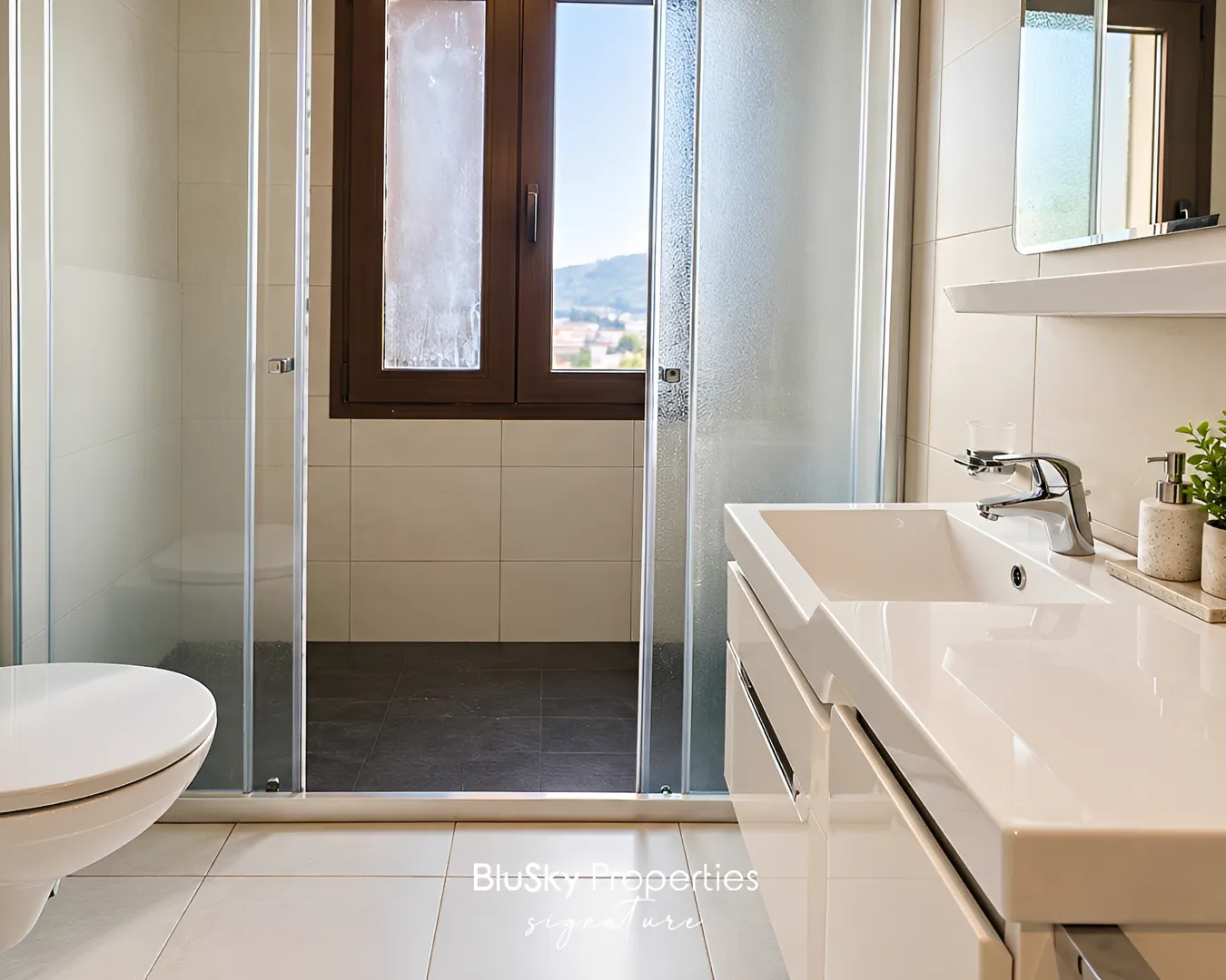 Apartment for rent in Achrafieh