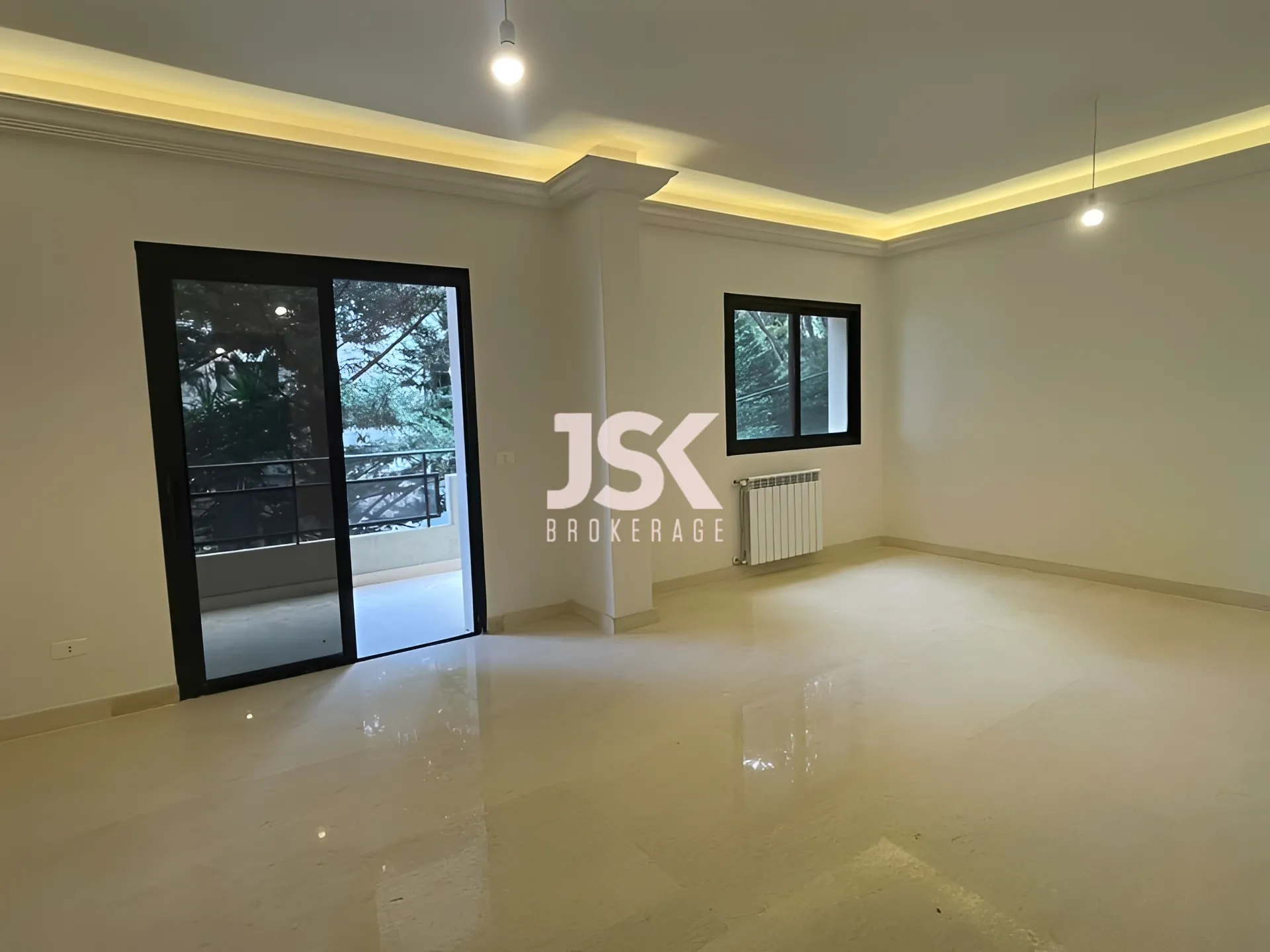 Apartment for Sale in Ain Saadeh