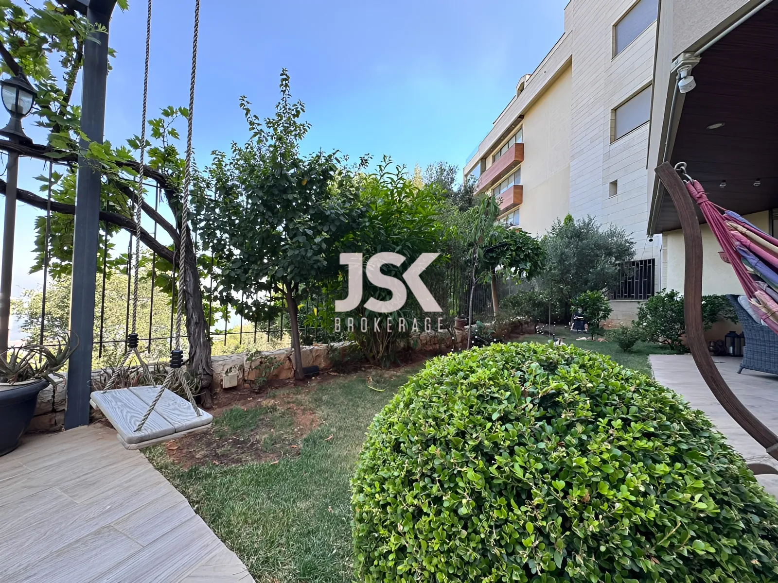 Apartment for Sale in Beit Meri