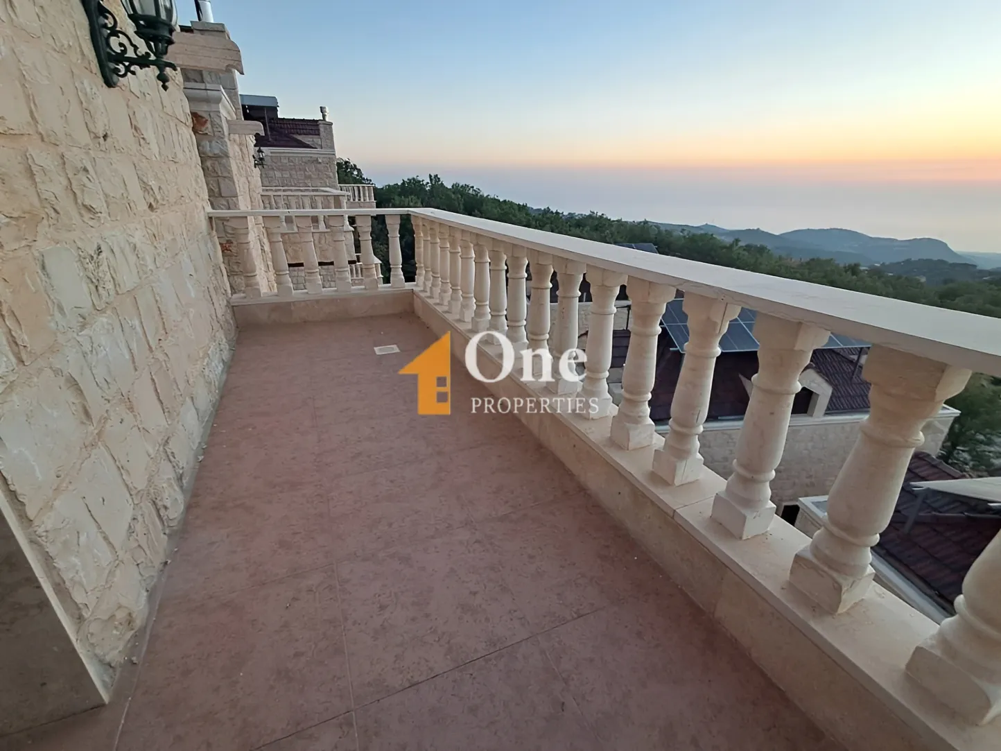 Triplex for sale in Mechmech, Lebanon - 2 bed, 4 bath