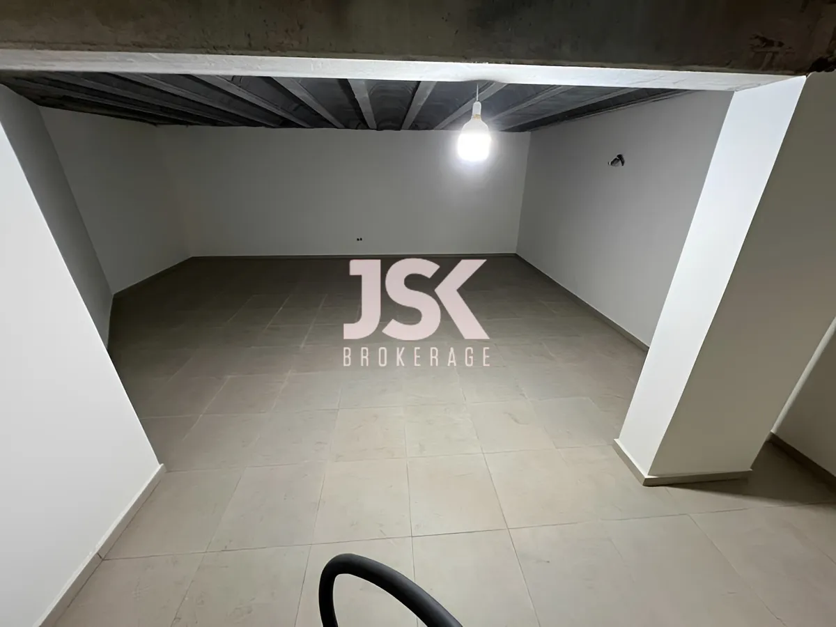 Shop for rent in Adma w Dafnah