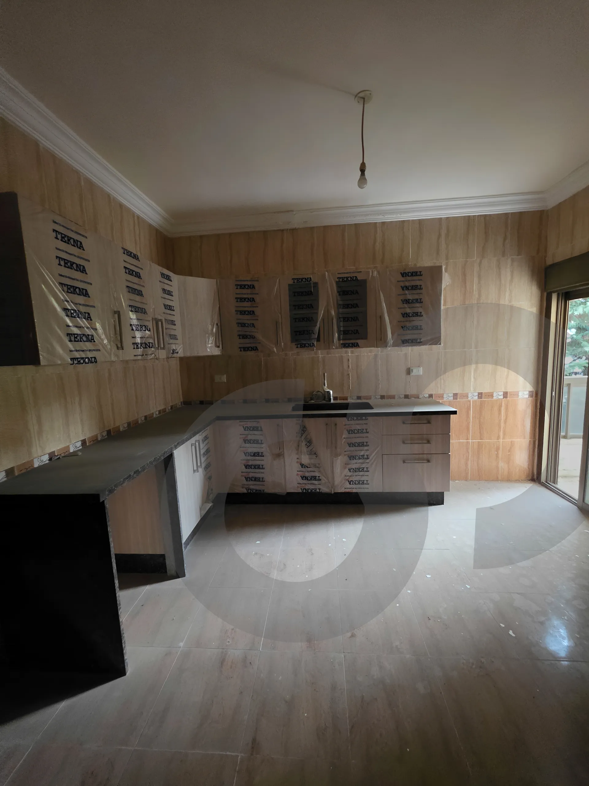 Building for Sale in Bchamoun