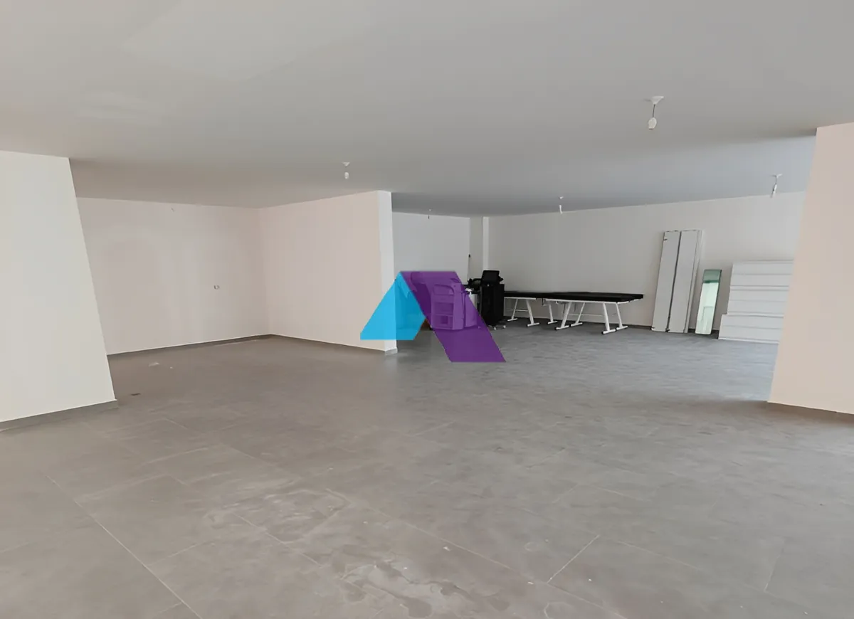 Office for rent in Zalqa